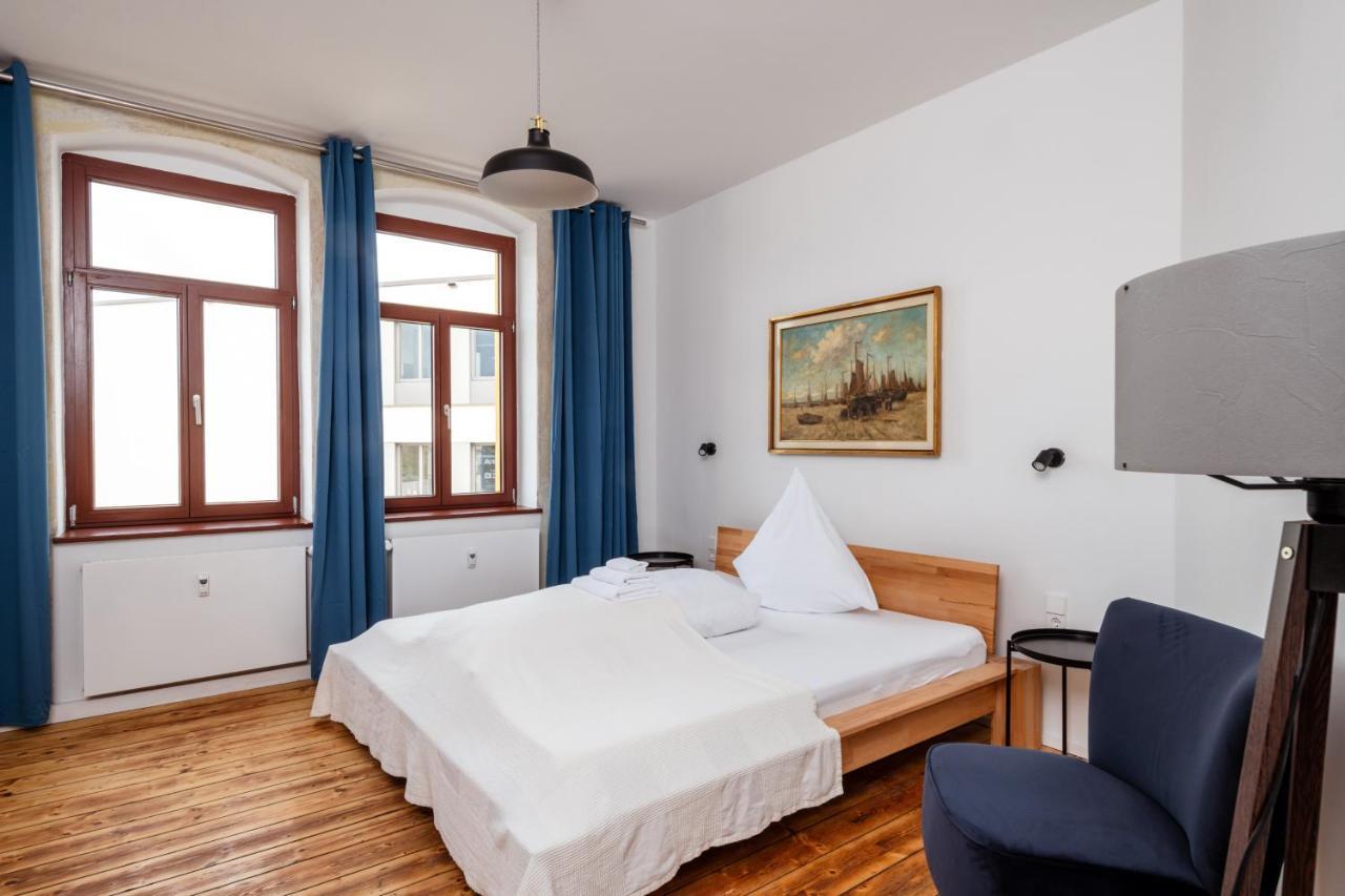 Kuenstlerzimmer Im Kulturhaus Haeselburg Gera Exterior foto