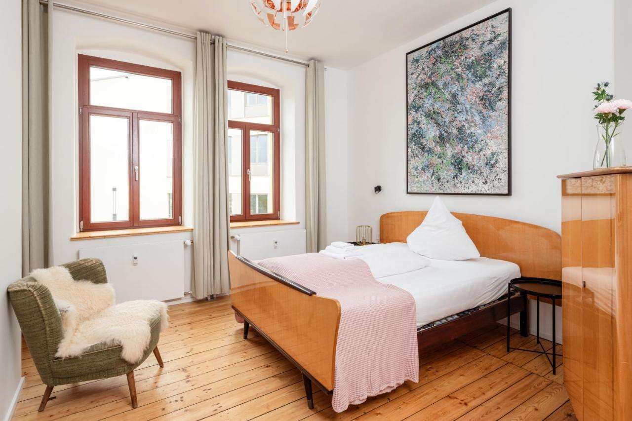 Kuenstlerzimmer Im Kulturhaus Haeselburg Gera Exterior foto