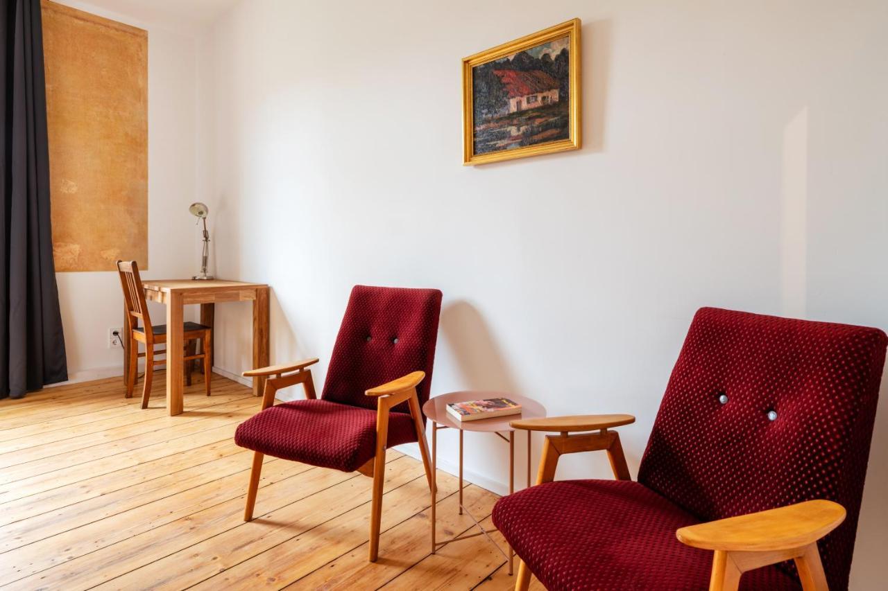 Kuenstlerzimmer Im Kulturhaus Haeselburg Gera Exterior foto