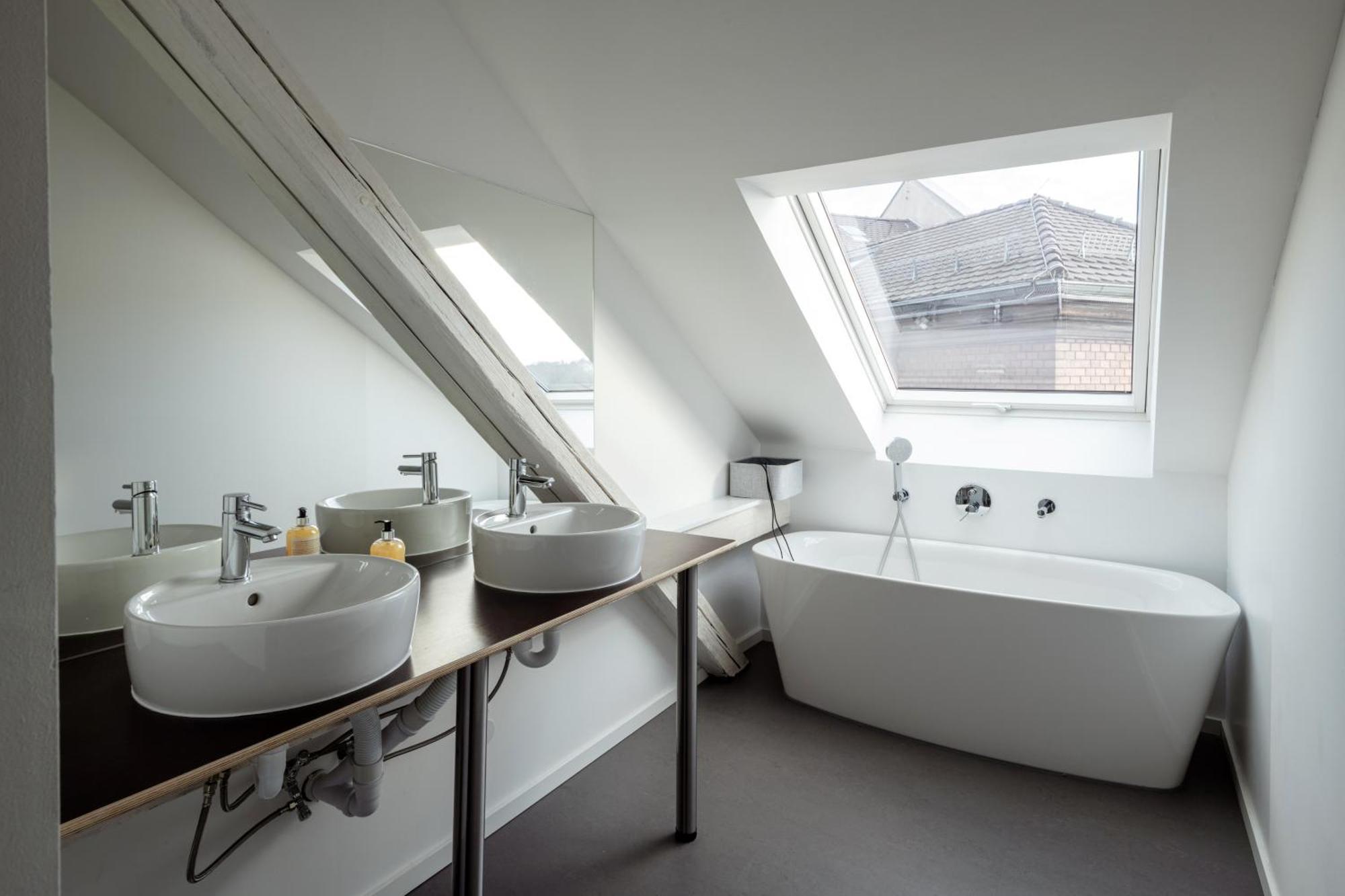 Kuenstlerzimmer Im Kulturhaus Haeselburg Gera Exterior foto