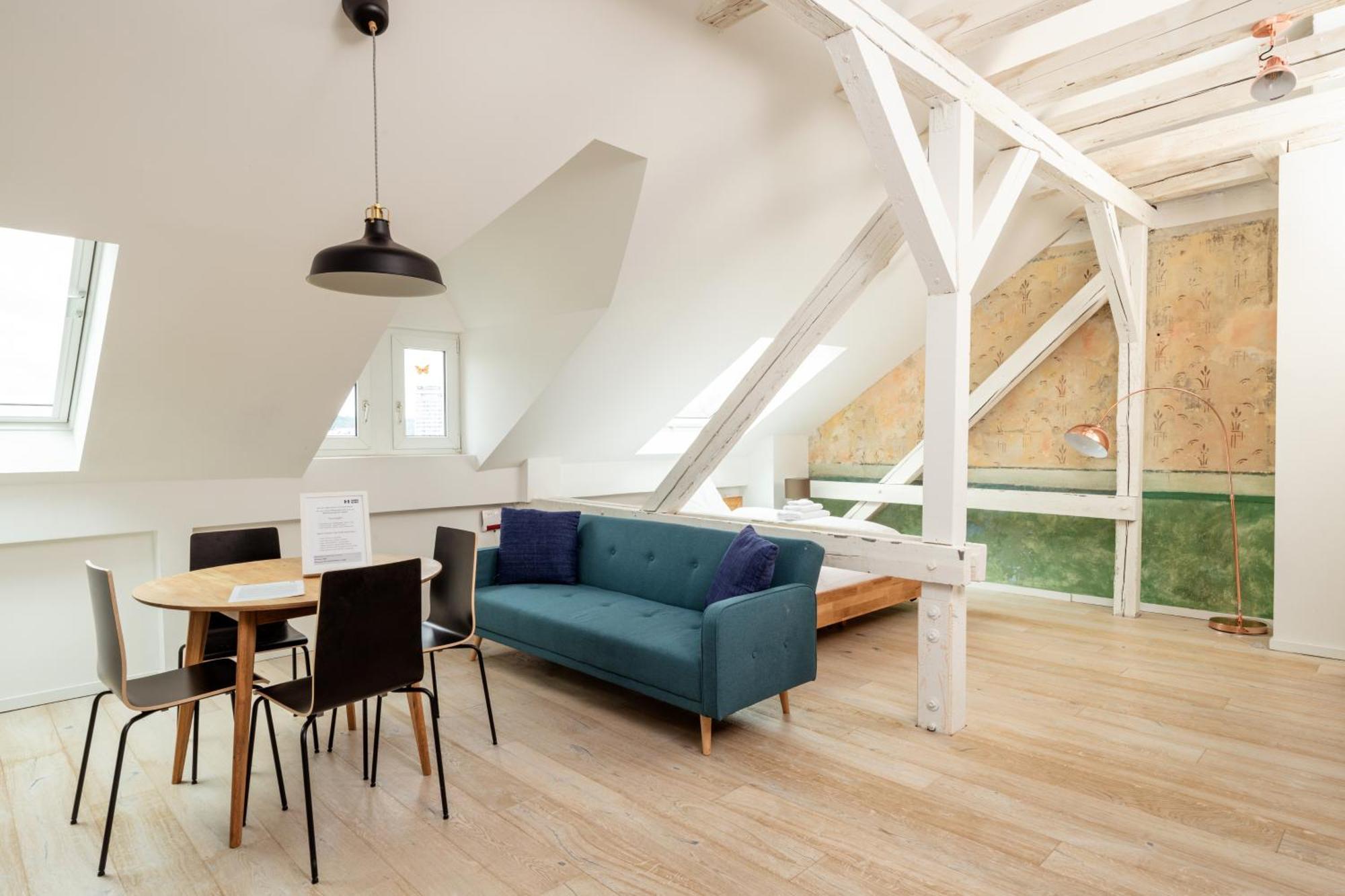 Kuenstlerzimmer Im Kulturhaus Haeselburg Gera Exterior foto